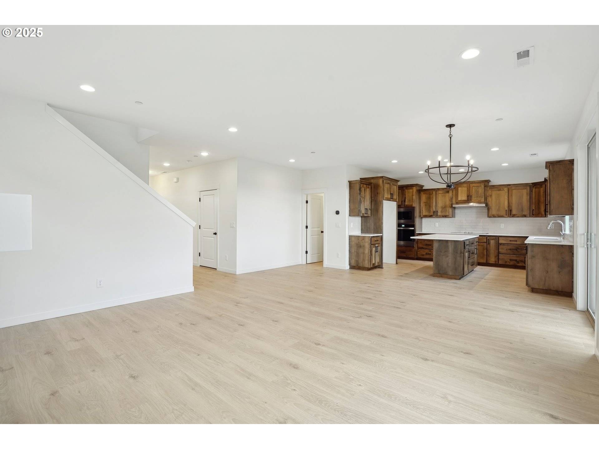 La Center, WA 98629,2405 SE FOXTROT ST