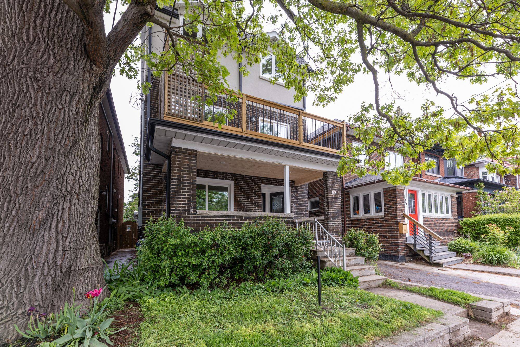 Toronto W02, ON M6S 3Y6,130 Jane ST #A