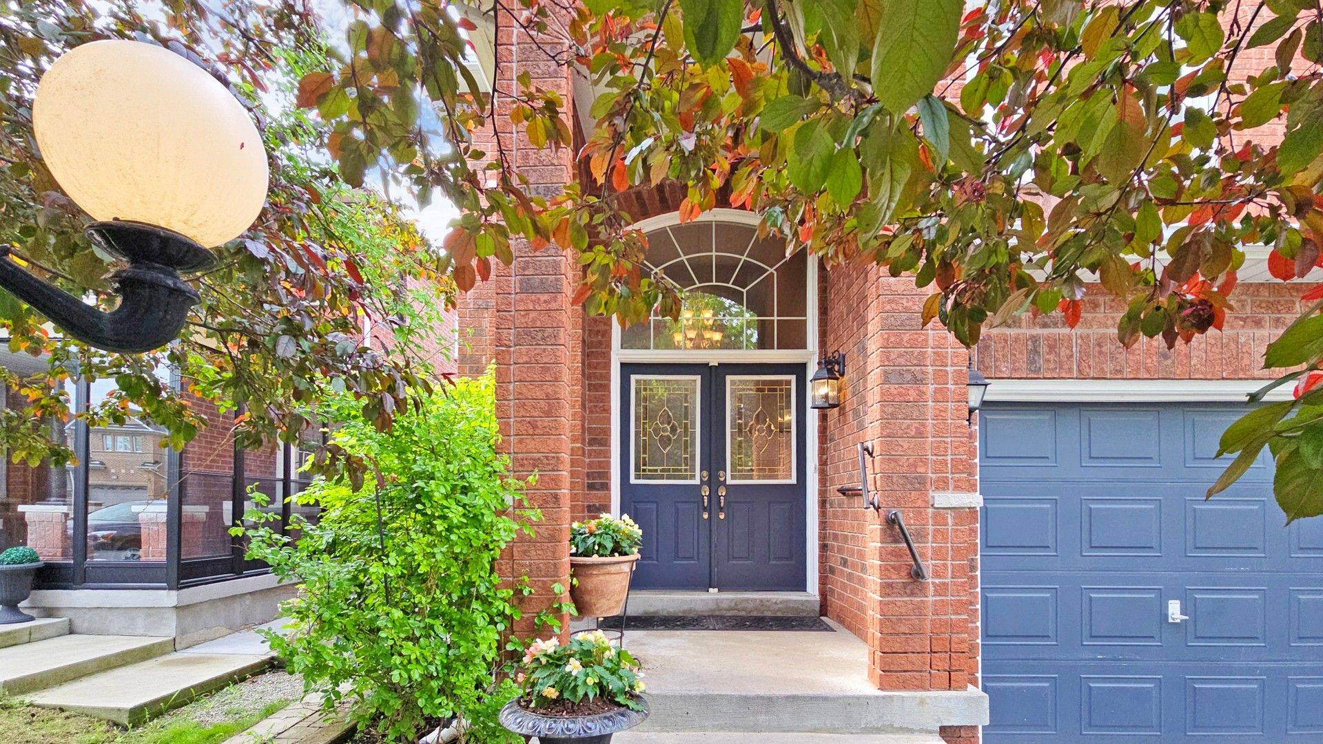 Vaughan, ON L6A 3C1,215 Drummond DR