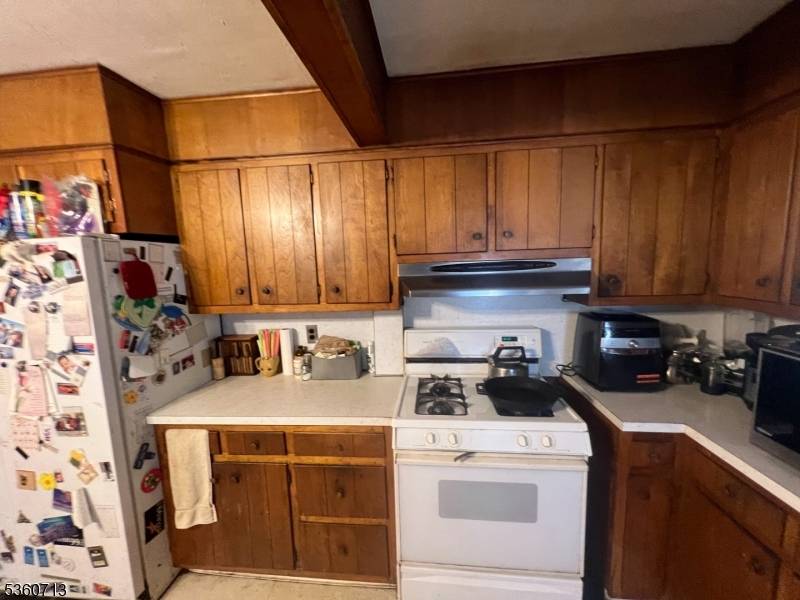 Garwood Boro, NJ 07027,305 Cedar St