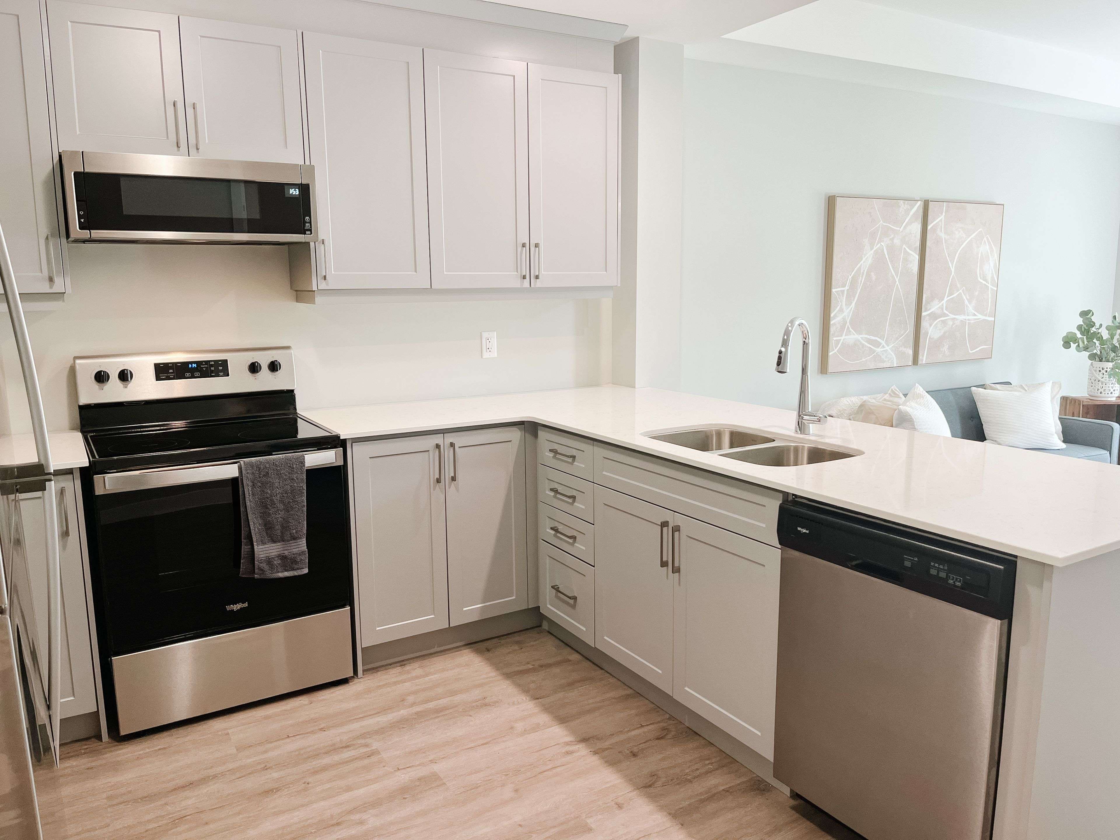 Central Elgin, ON N5L 0B7,100 The Promenade RD #104