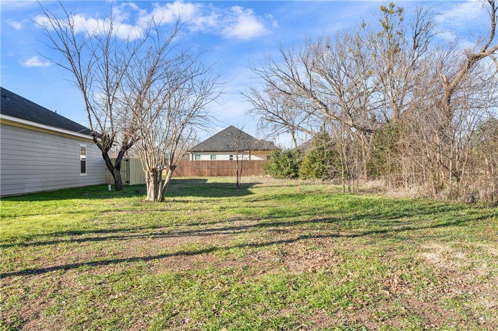 Mcgregor, TX 76657,507 McKinley Street