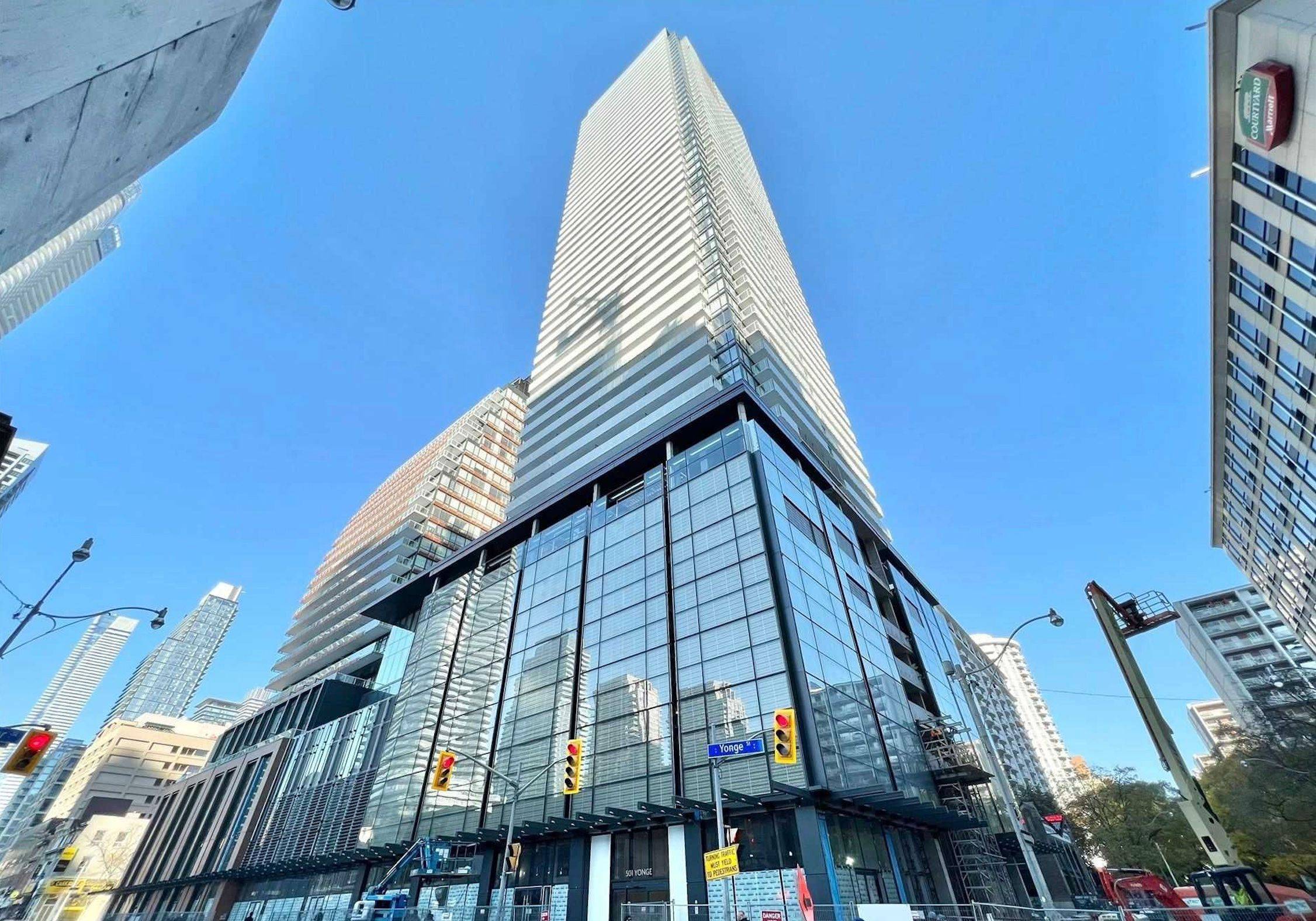 Toronto C08, ON M4Y 1Y3,501 Yonge ST #812
