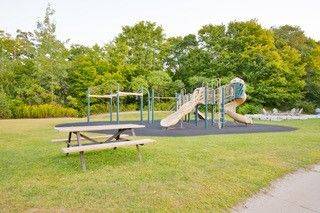 Oro-medonte, ON L0L 2L0,90 Highland DR #2226