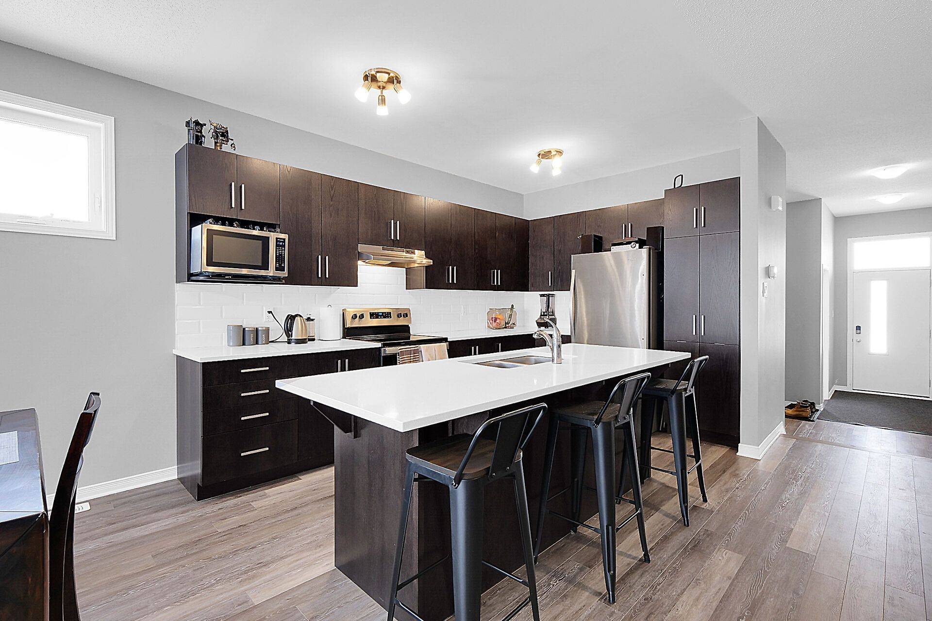 Carleton Place, ON K7H 3C7,196 Rathwell ST