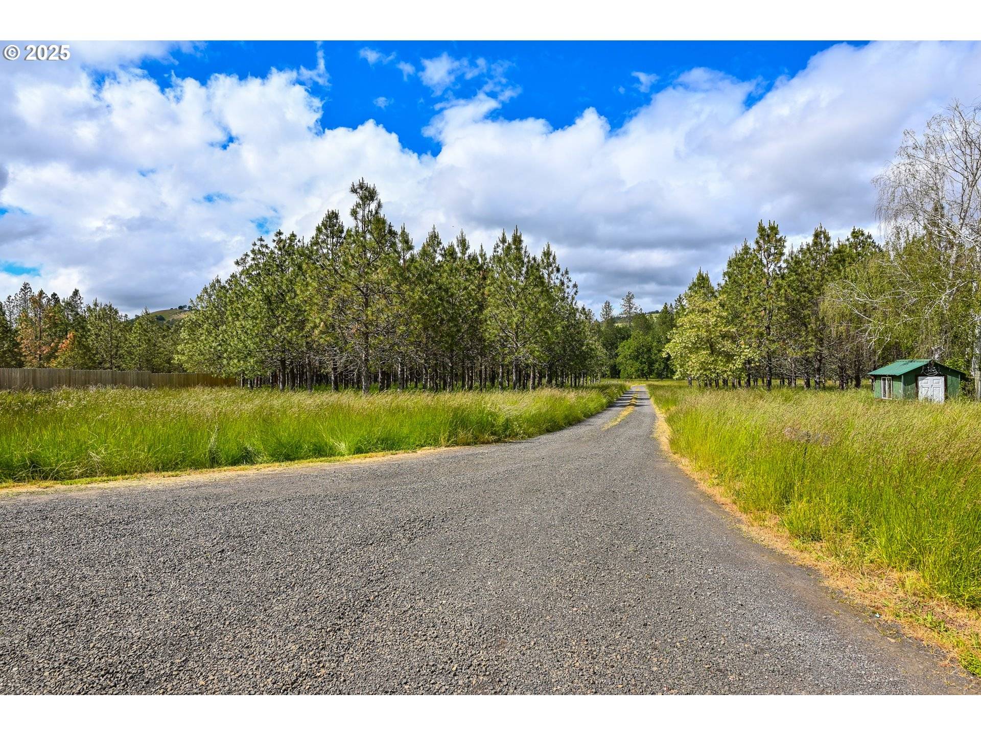 Roseburg, OR 97470,1445 WHISTLERS LN