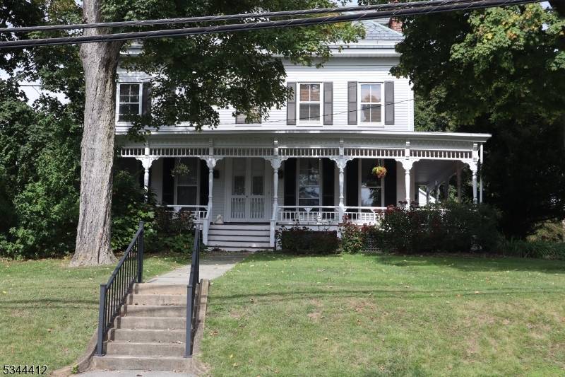 Clinton Town, NJ 08809,111 Center St