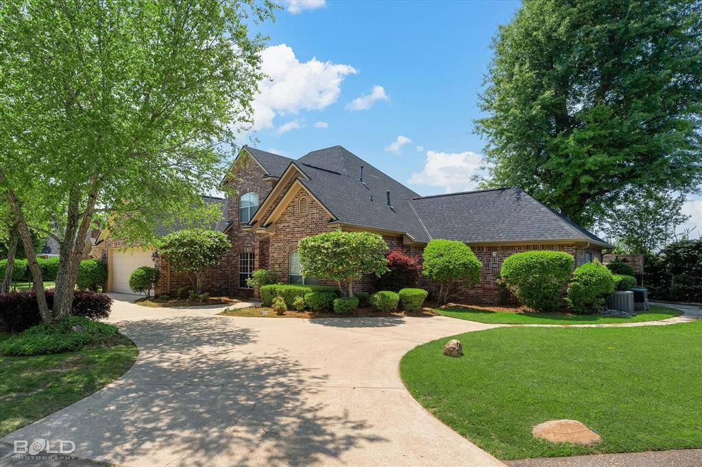Shreveport, LA 71105,7204 Old River Drive