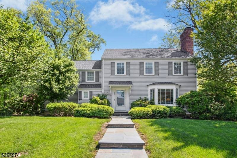 Mountainside Boro, NJ 07092,330 Tanager Way