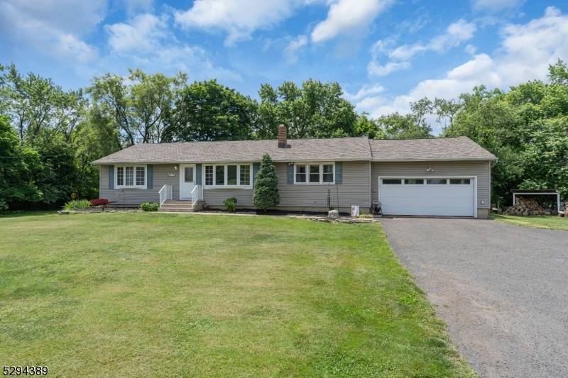 Hillsborough Twp., NJ 08844,212 S Branch Rd