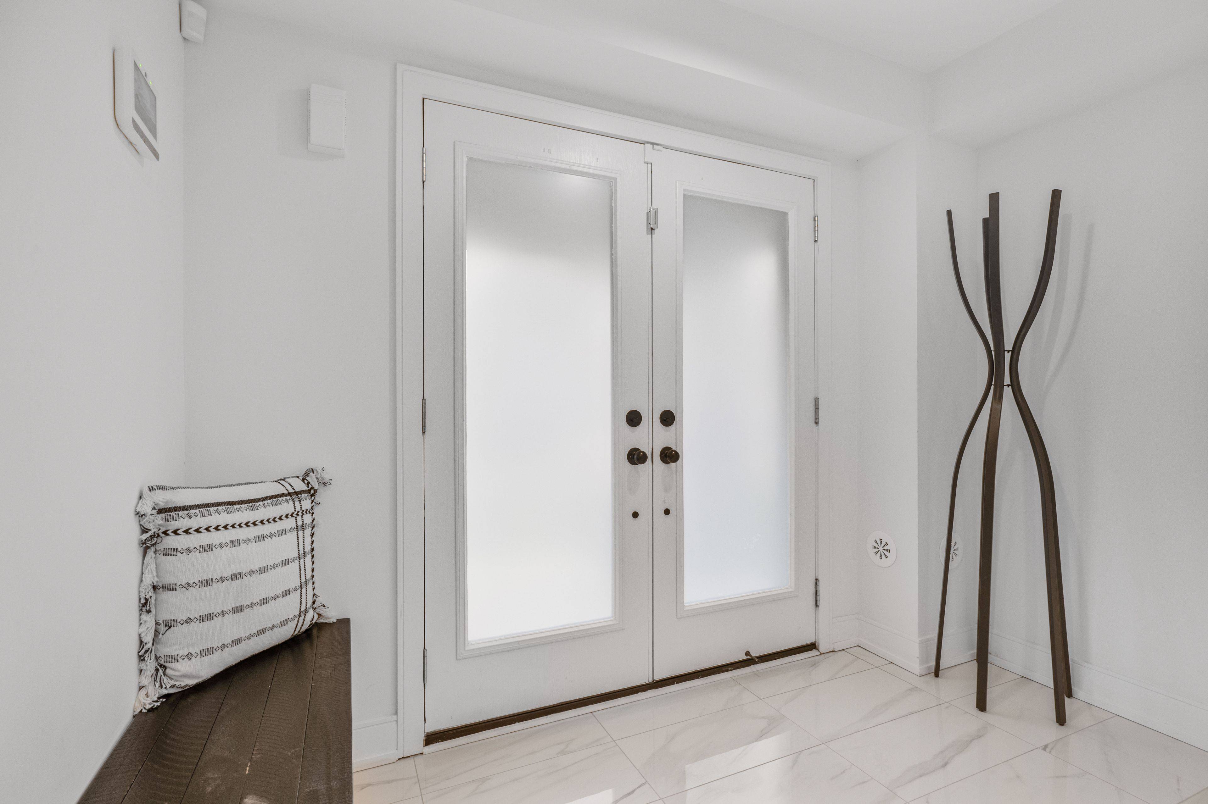 Milton, ON L9E 1L6,1337 Clarriage CT