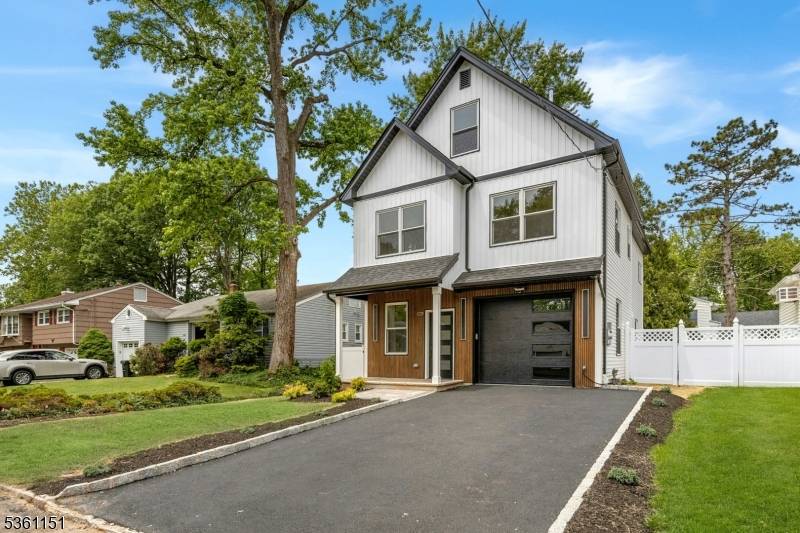 Scotch Plains Twp., NJ 07076,2109 Princeton Ave