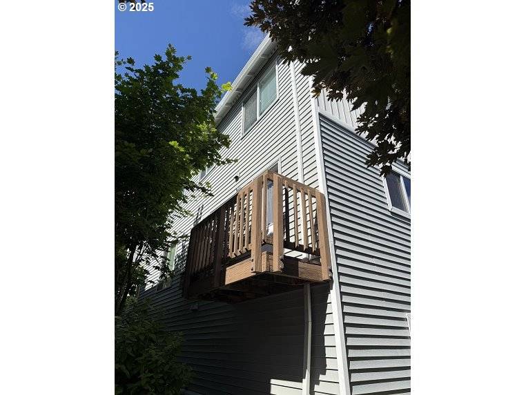 Portland, OR 97230,217 NE 146TH AVE