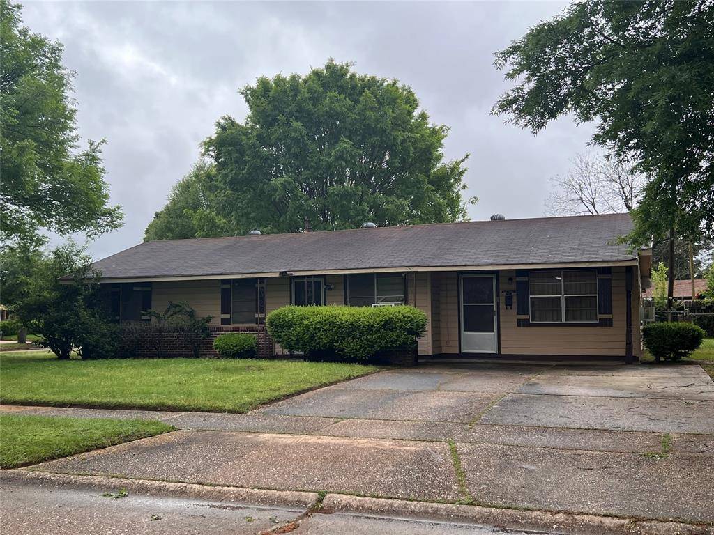 Shreveport, LA 71106,685 Bernard Boulevard
