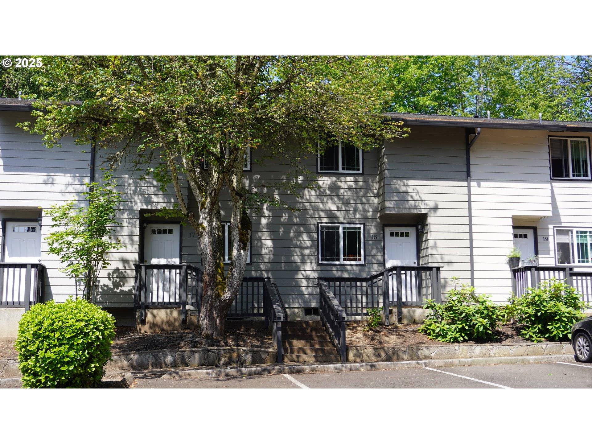 Wilsonville, OR 97070,29650 SW COURTSIDE DR #18