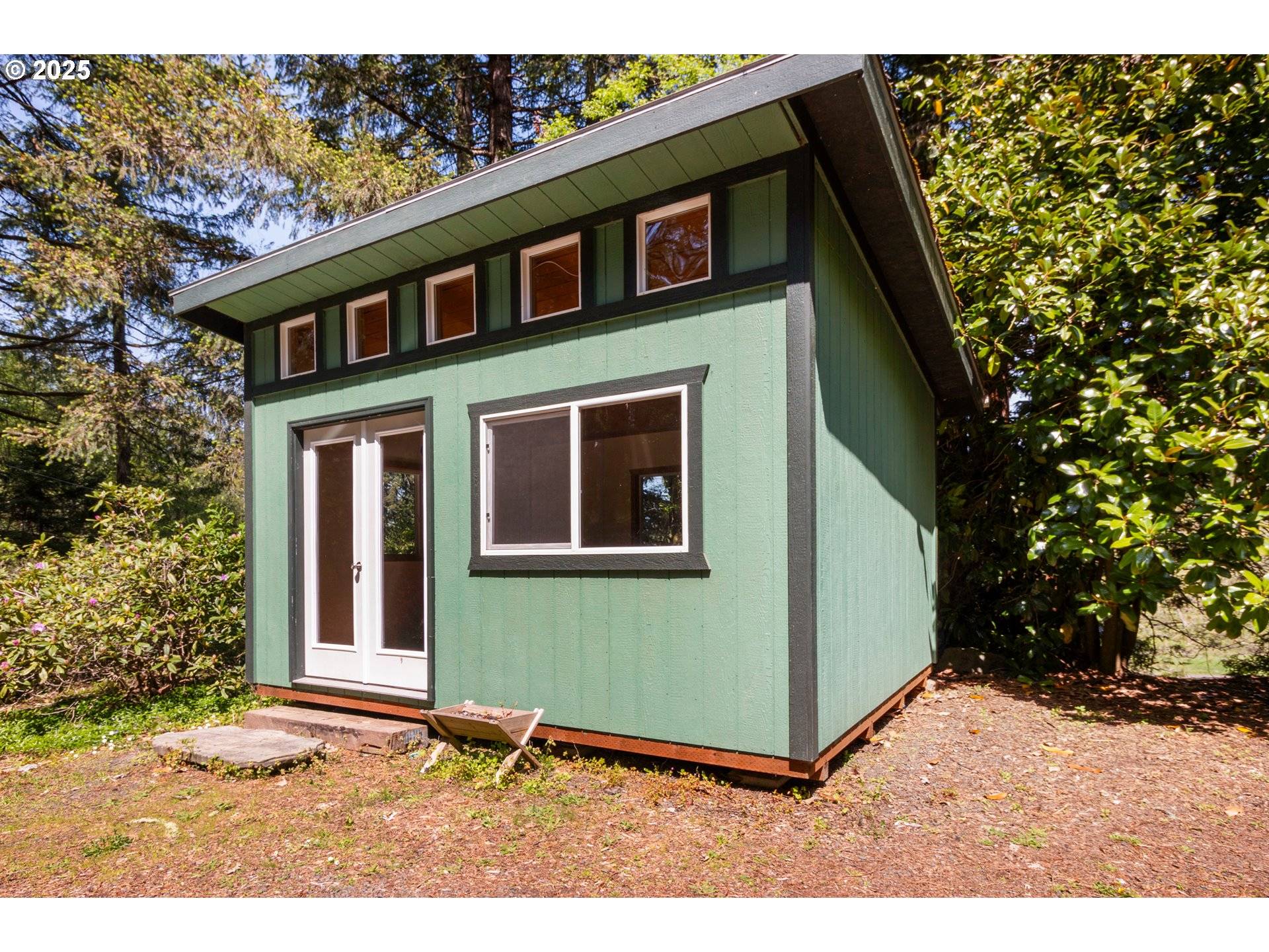 Eugene, OR 97405,29536 SIMMONS RD