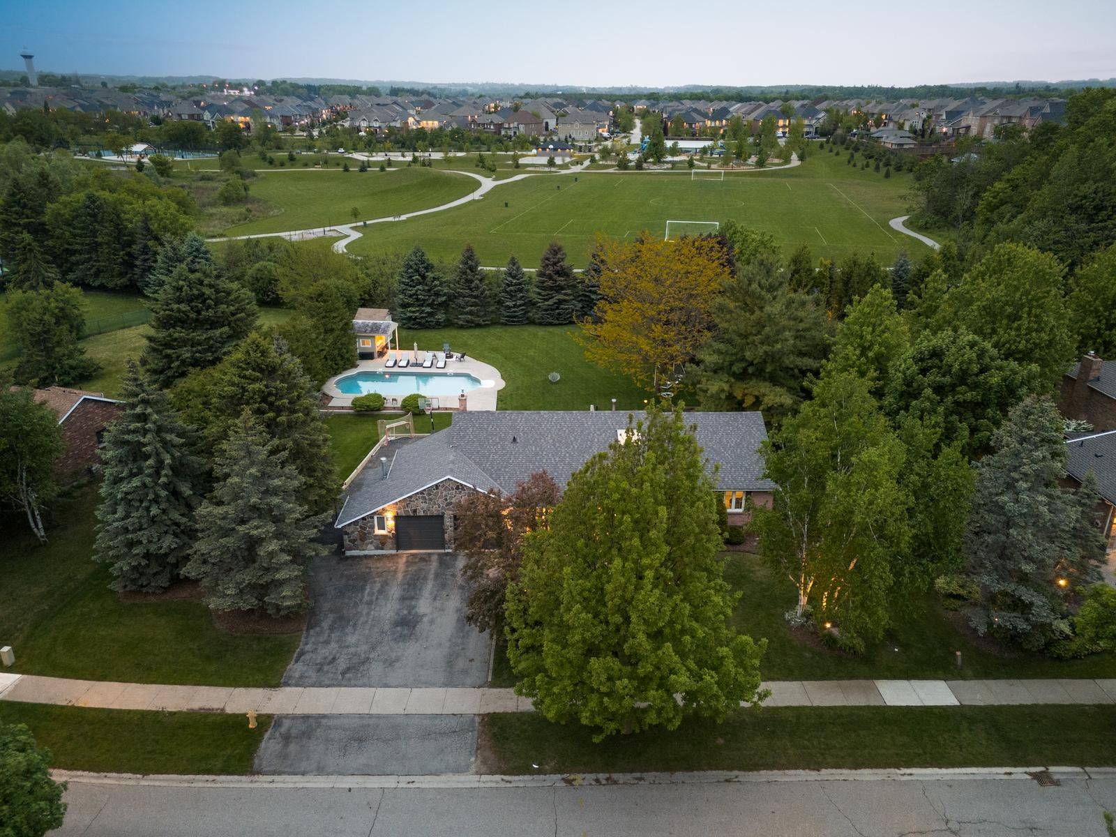 King, ON L0G 1N0,48 Goodfellow CRES