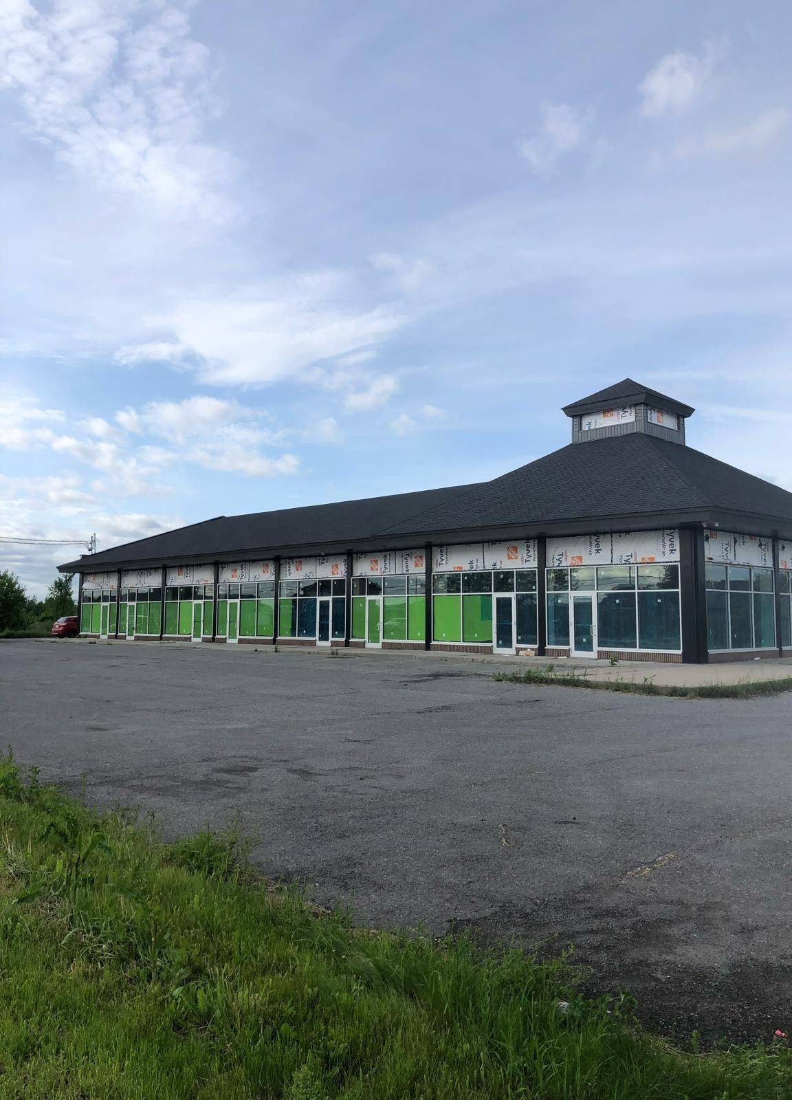 Constance Bay - Dunrobin - Kilmaurs - Woodlawn, ON K0A 1T0,2808 Dunrobin RD