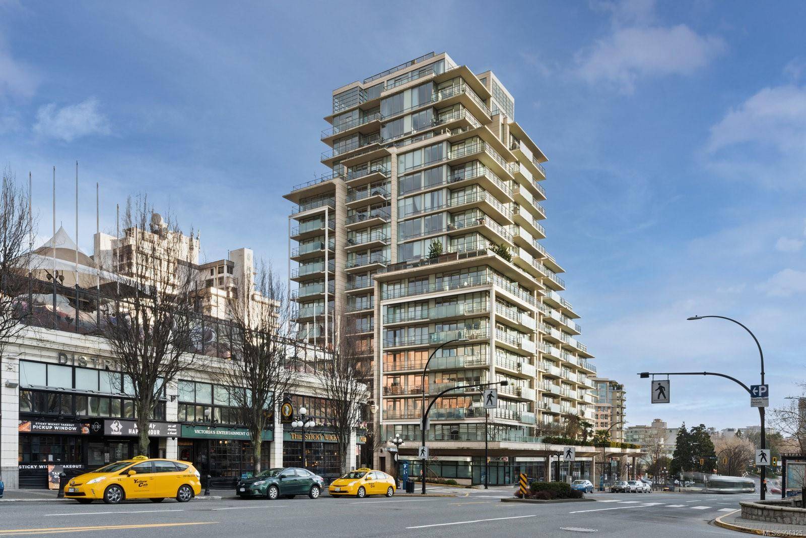 Victoria, BC V8W 0A8,708 Burdett Ave #401