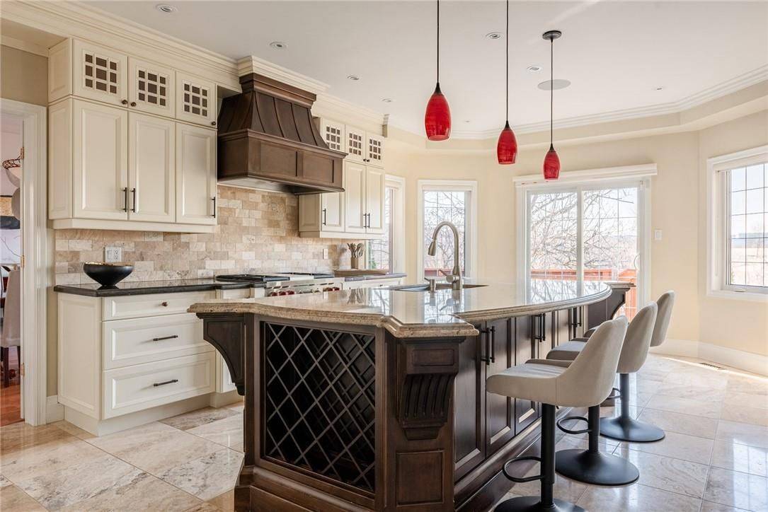 Burlington, ON L7M 3V9,4105 Millcroft Park DR