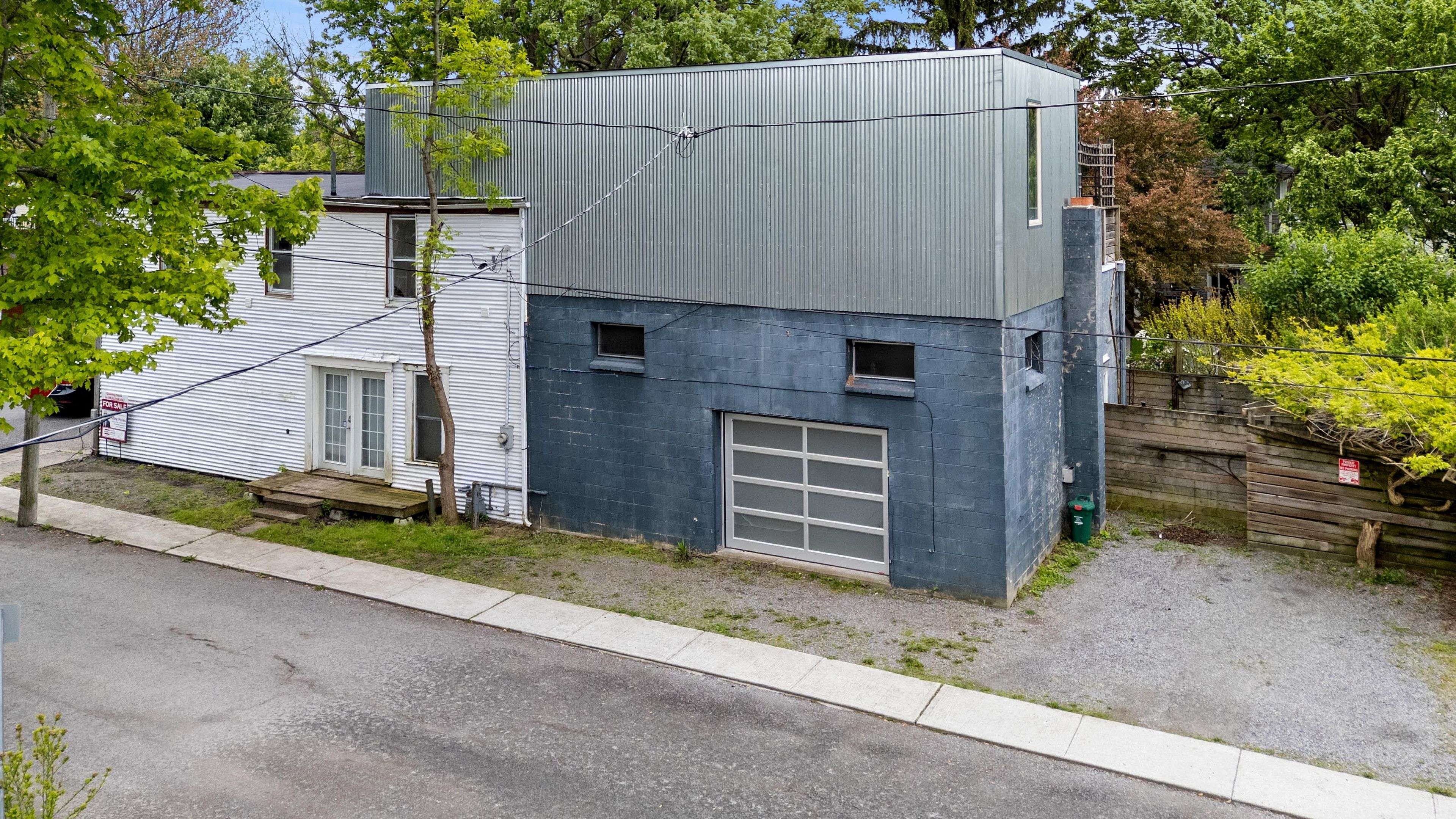 Fort Erie, ON L0S 1B0,301 Derby RD