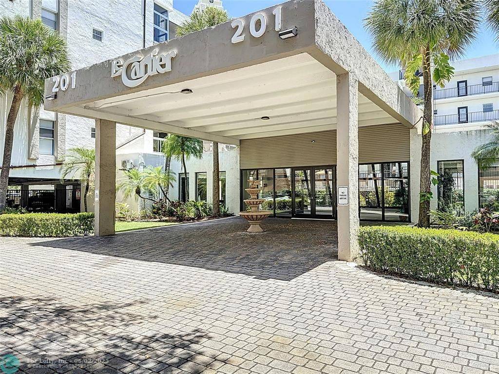 Sunny Isles Beach, FL 33160,201 178th Dr  #315