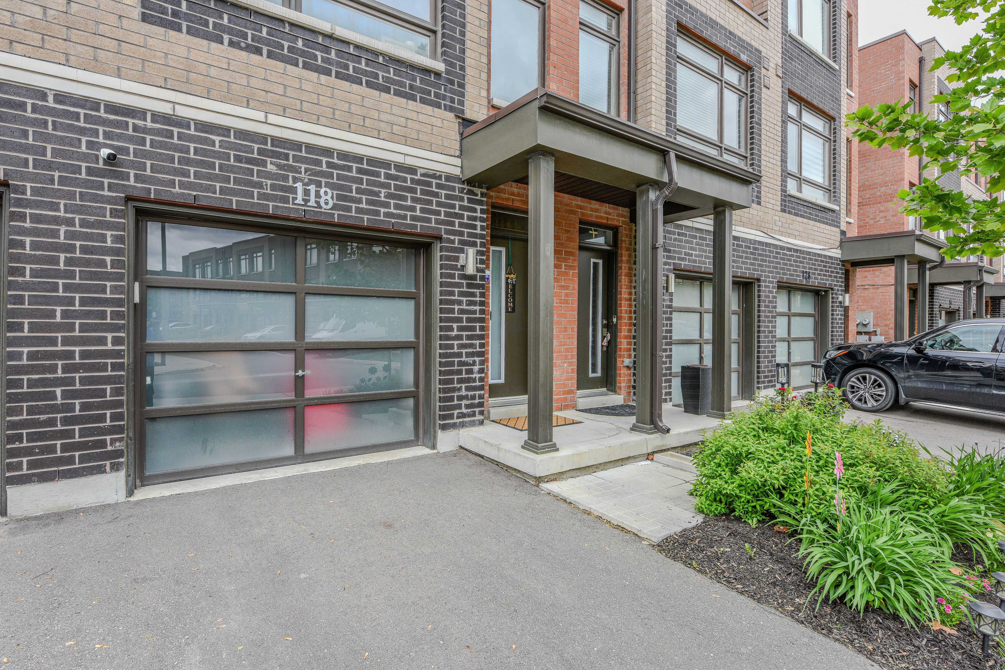 Vaughan, ON L4L 0L7,118 Dalhousie ST N