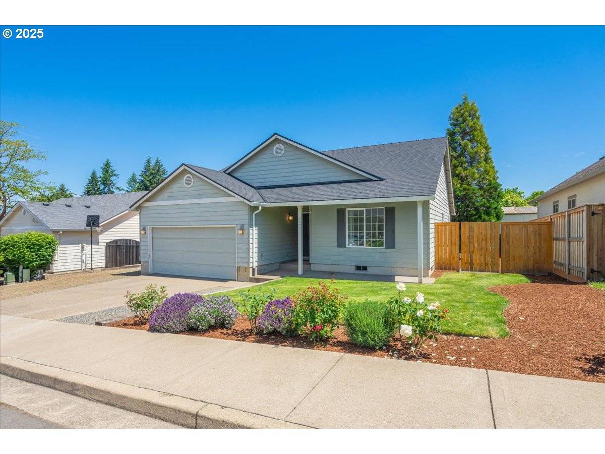 Carlton, OR 97111,430 N 2ND ST