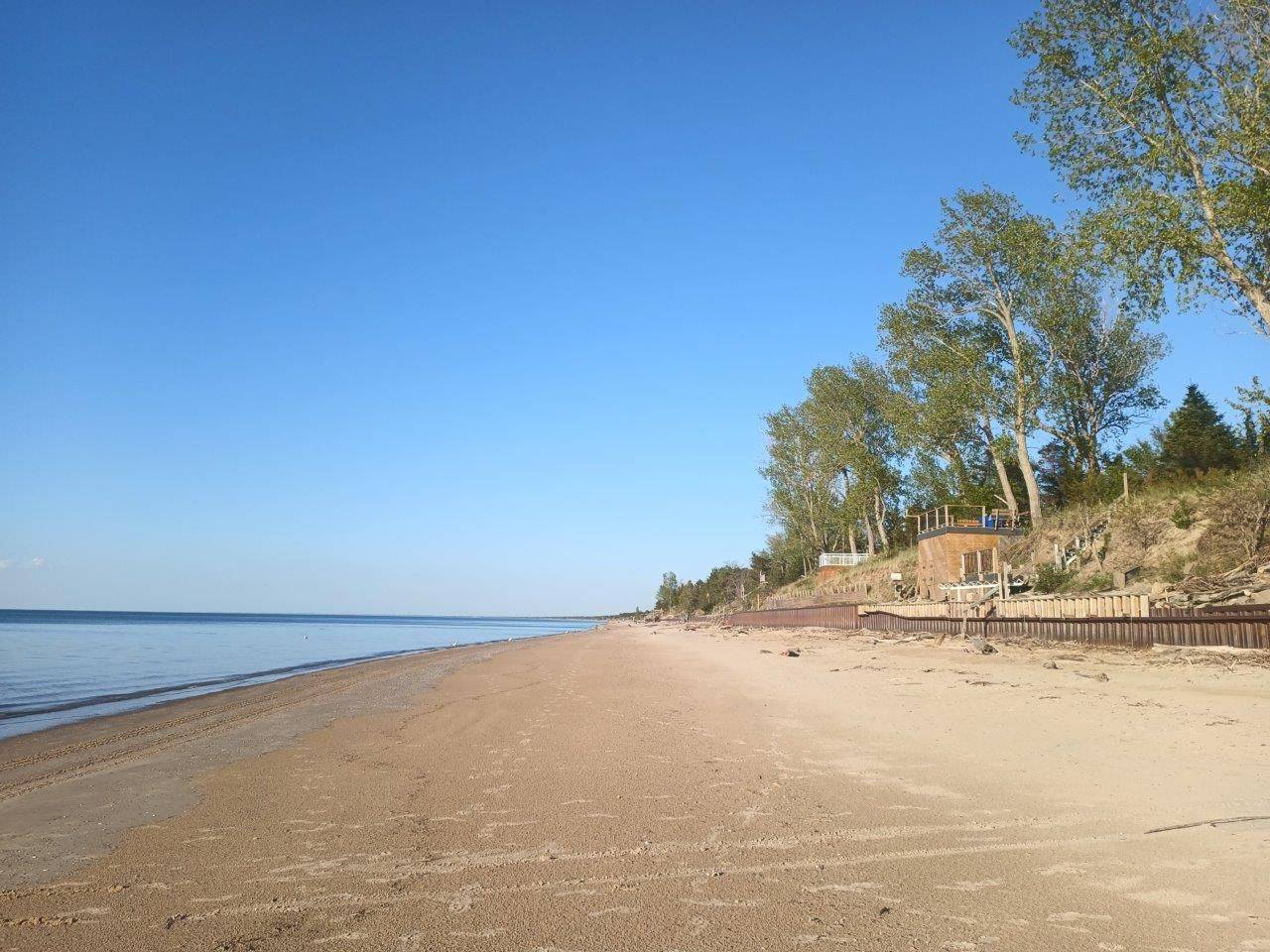 Lambton Shores, ON N0M 2L0,7850 Sydney WALK