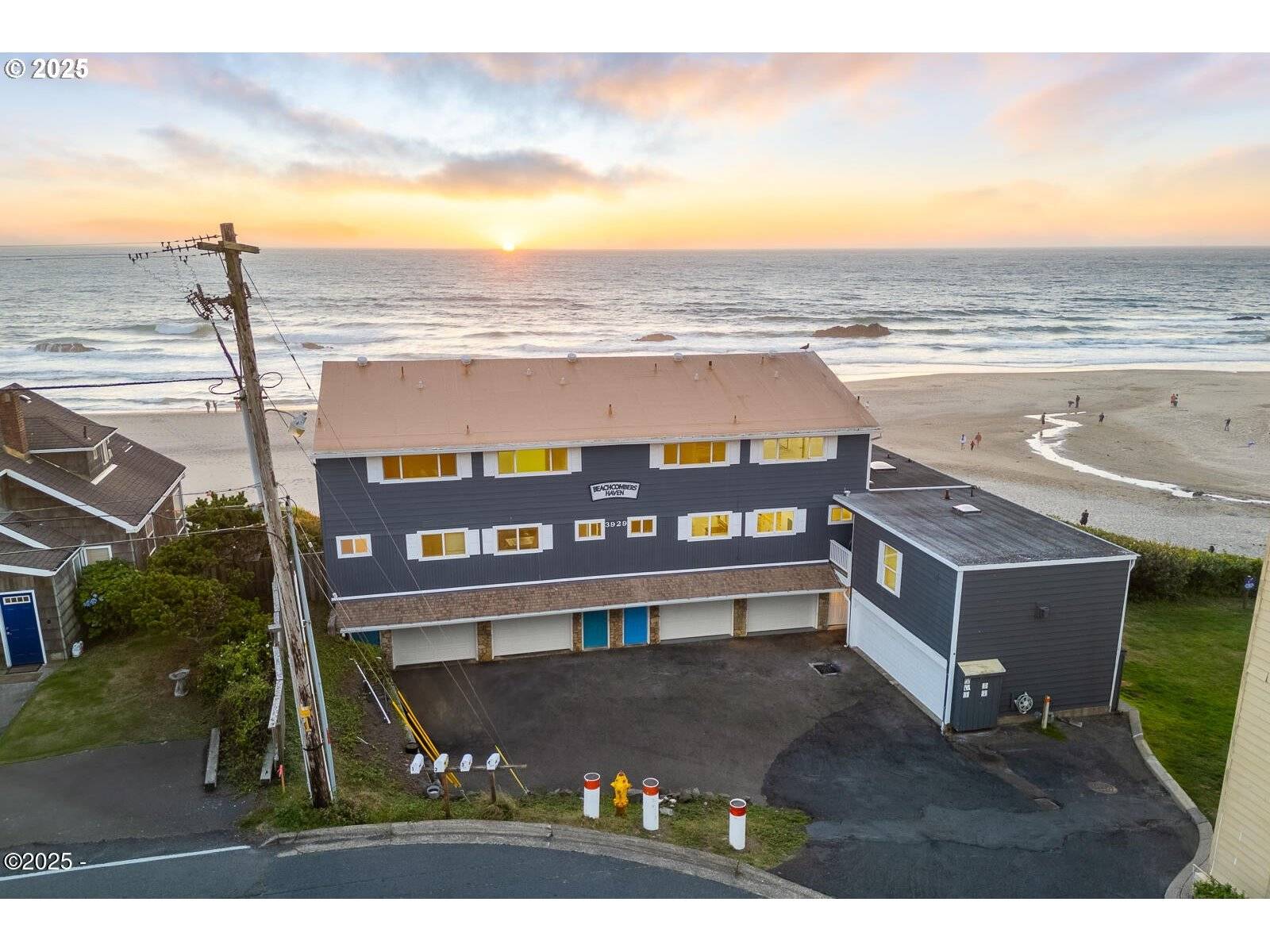 Lincoln City, OR 97367,3929 NW JETTY AVE #5