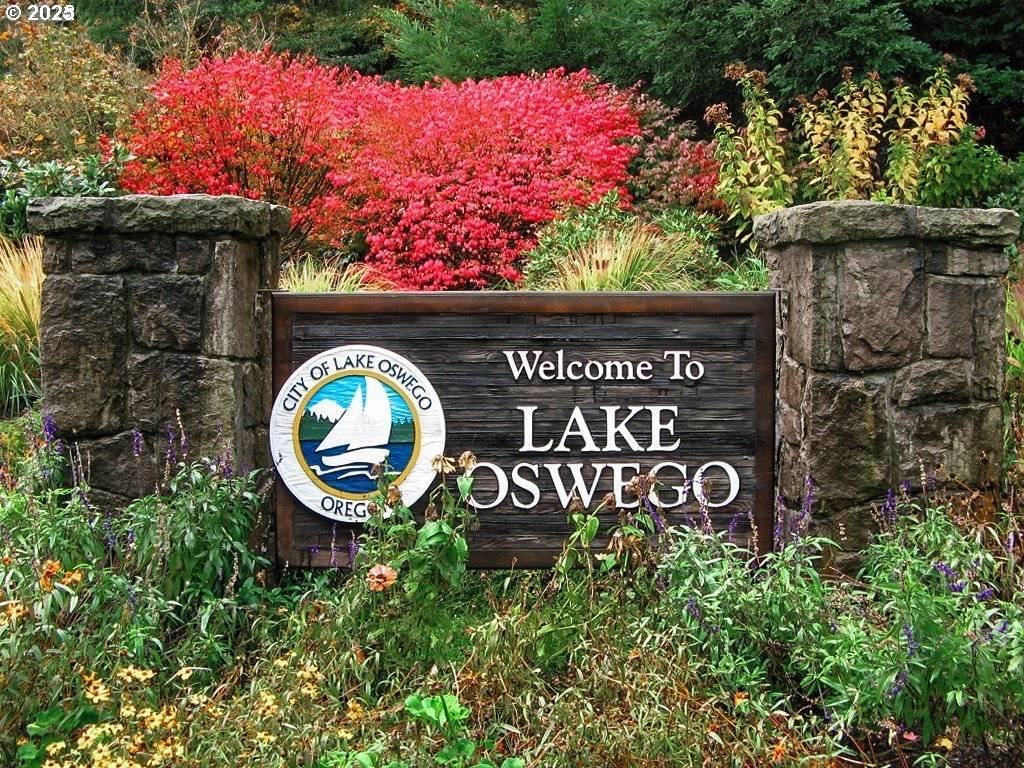 Lake Oswego, OR 97034,1247 SPRUCE ST