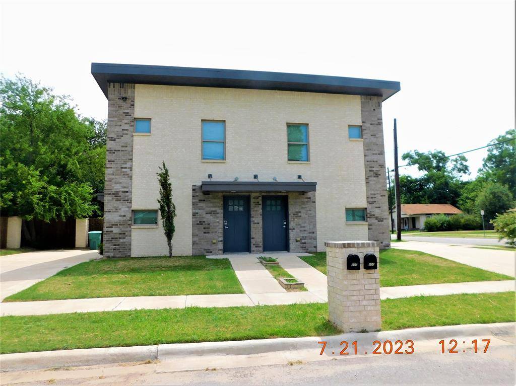 Sherman, TX 75090,301 E Brockett Street