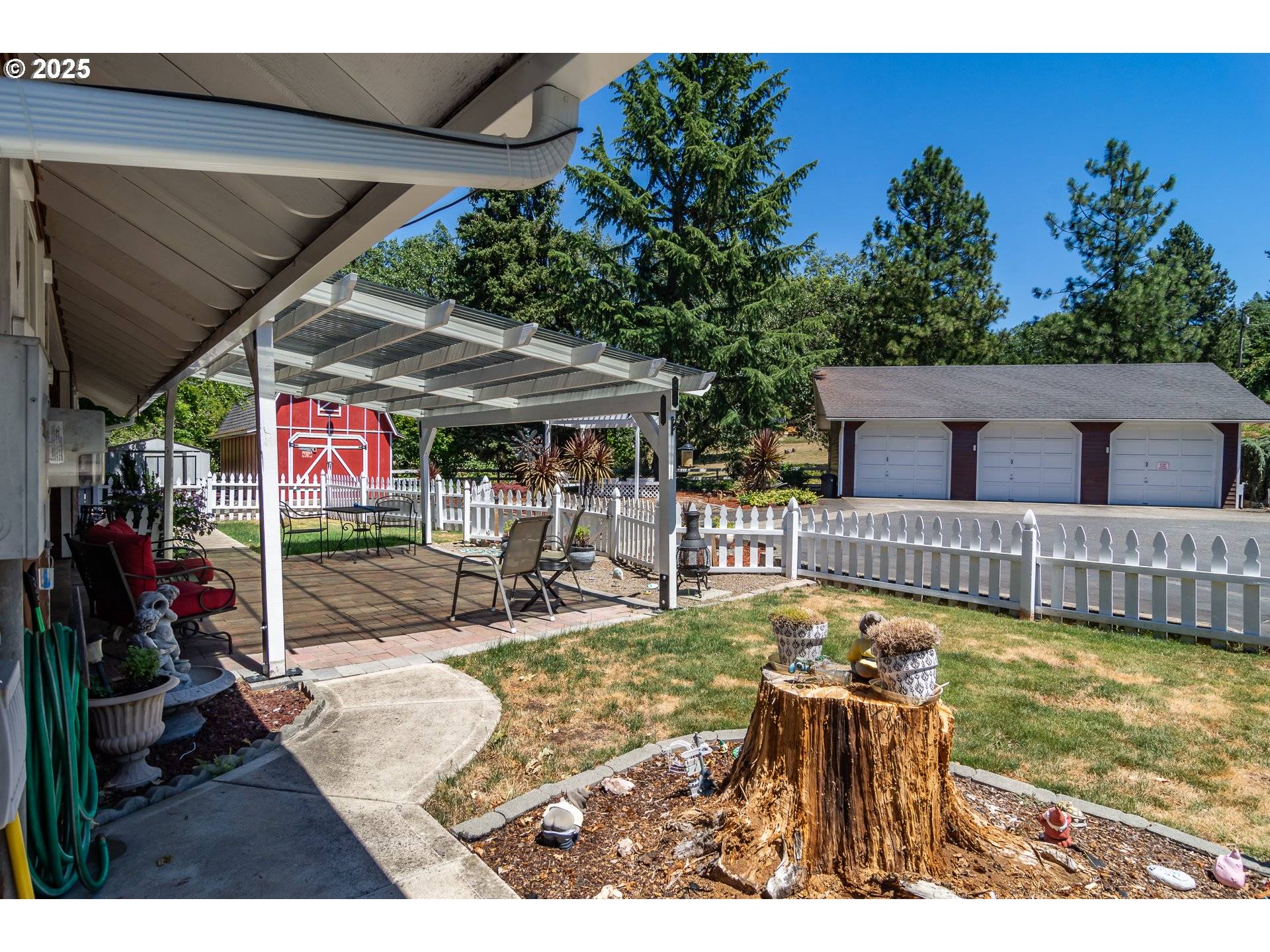 Winston, OR 97496,235 NE MAIN ST
