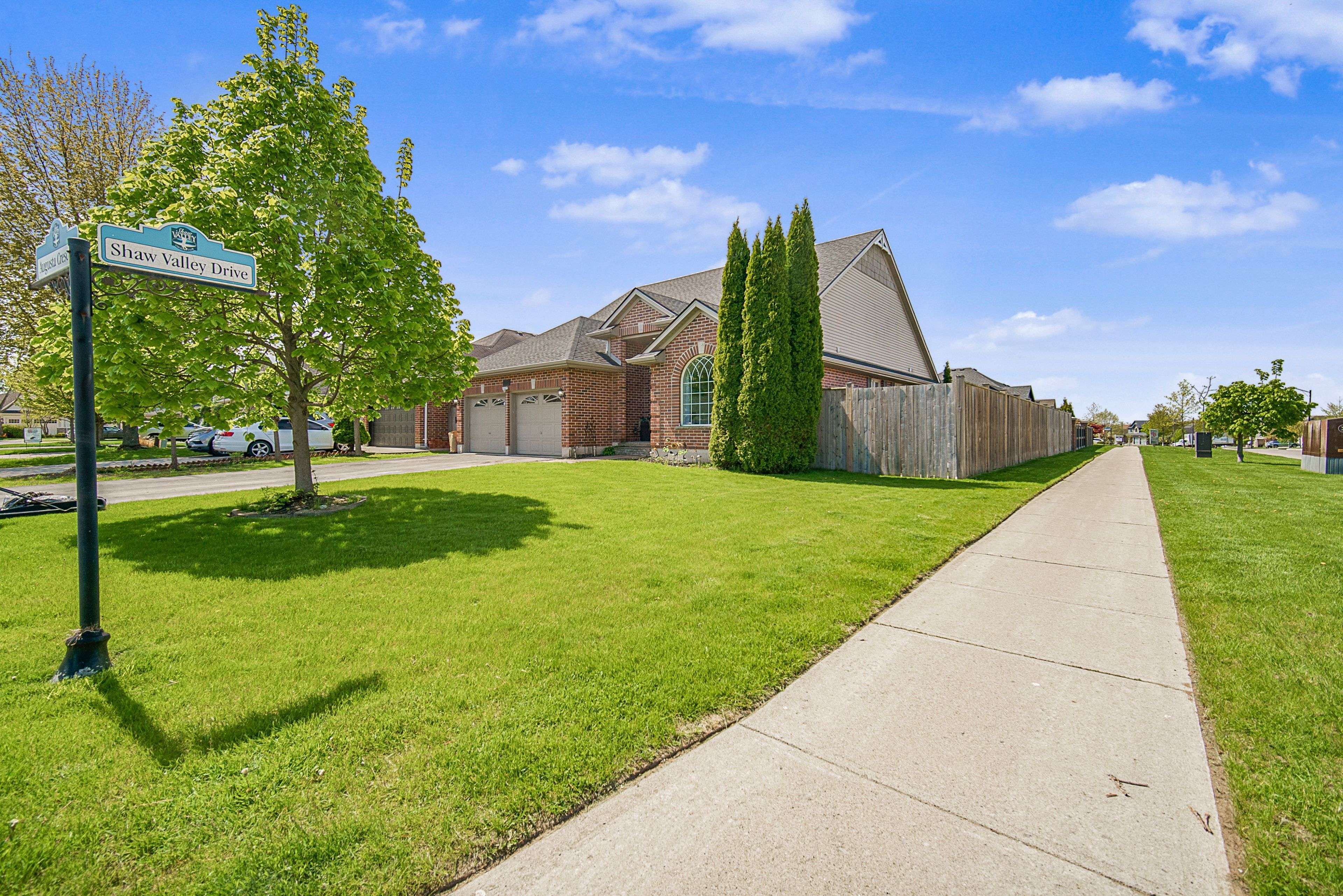 St. Thomas, ON N5R 6K1,57 Augusta CRES