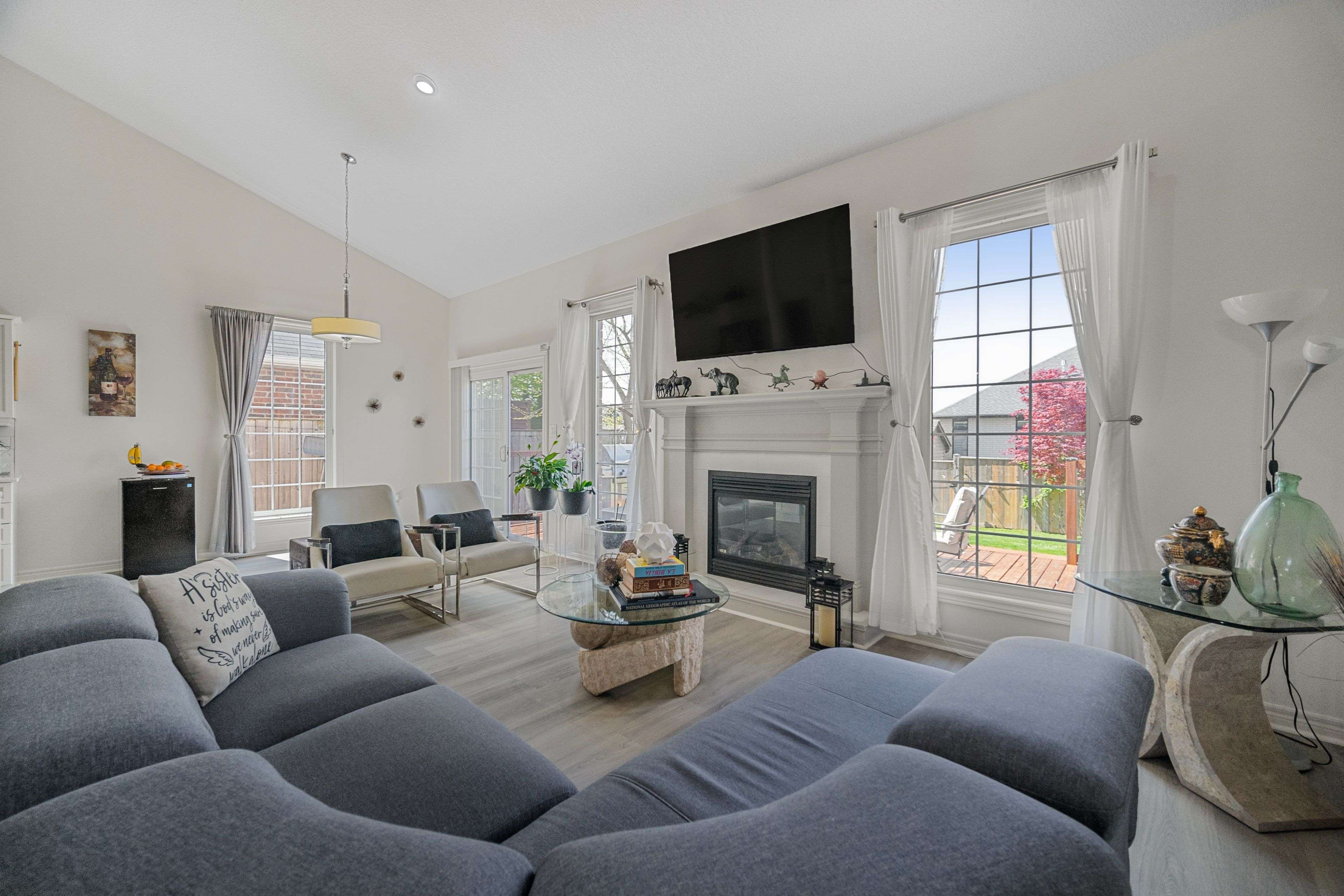 St. Thomas, ON N5R 6K1,57 Augusta CRES