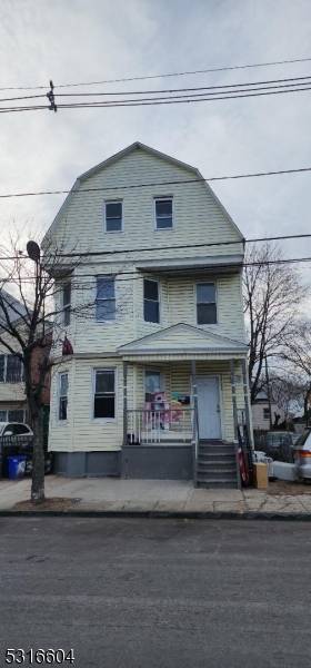 Newark City, NJ 07103,733 S 14th St