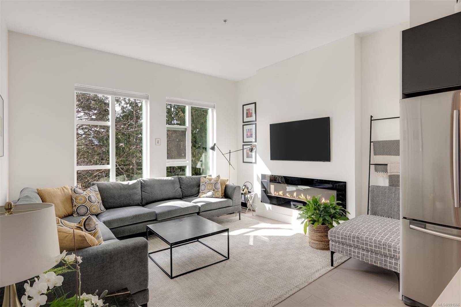 View Royal, BC V9A 0H6,1450 Glentana Rd #603