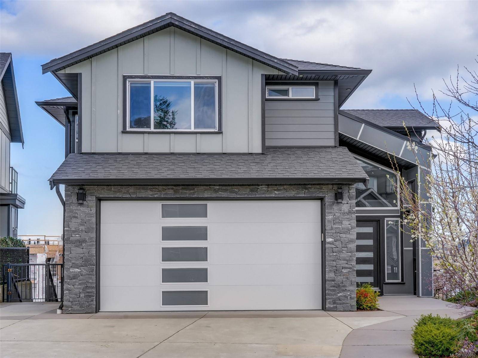 Langford, BC V9B 0T9,2362 Azurite Cres