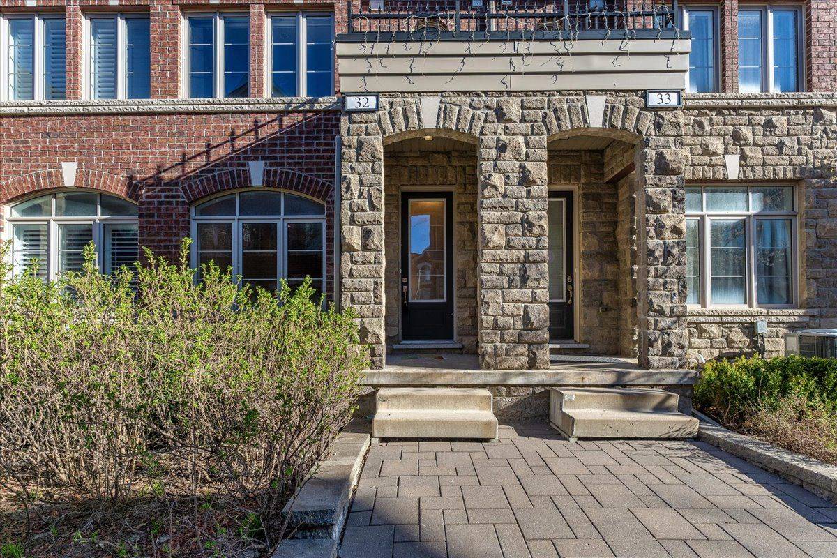 Vaughan, ON L6A 4W4,1331 Major Mackenzie DR #32