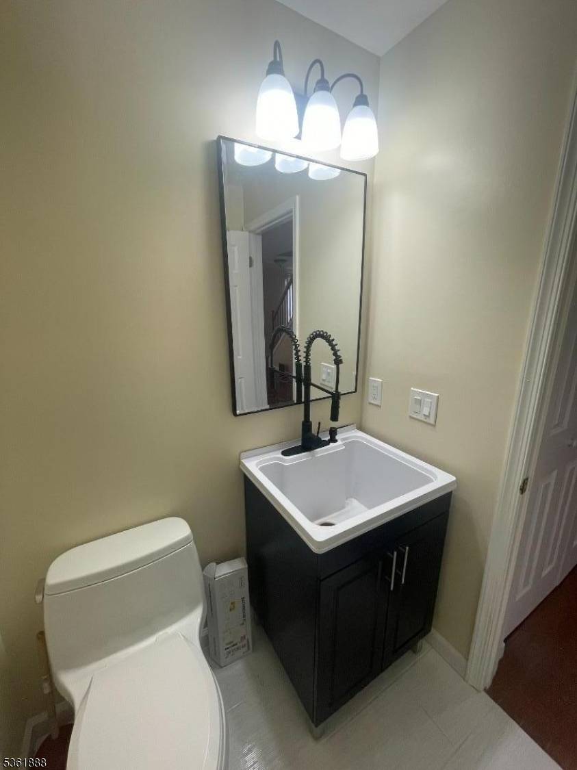 Newark City, NJ 07103,92 Callahan Ct