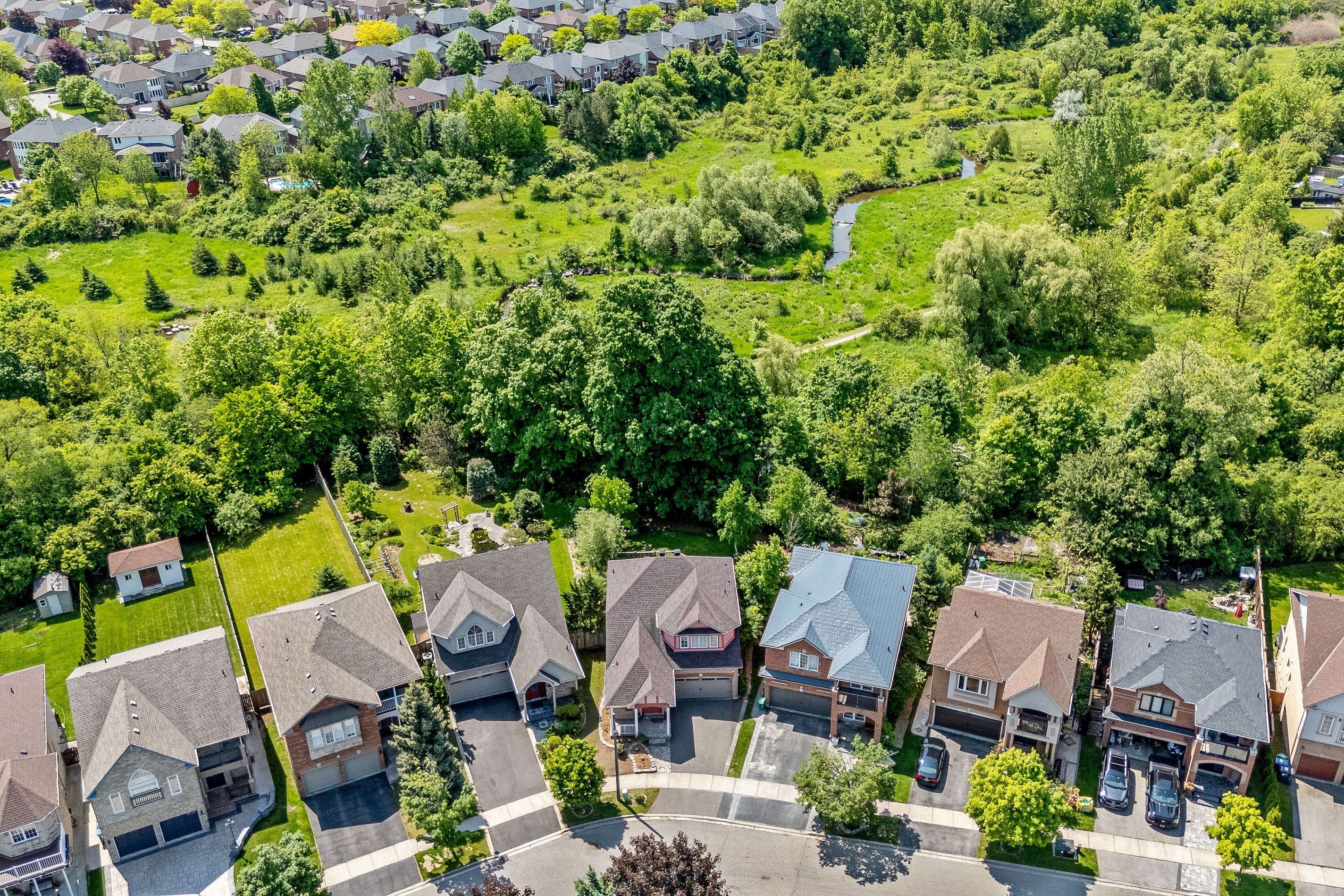 Mississauga, ON L5N 8A1,1618 Stockbridge CT