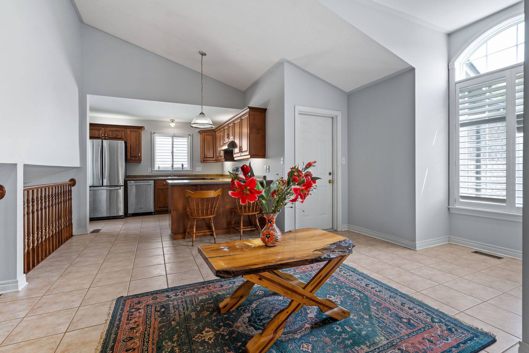 Fort Erie, ON L2A 6E9,893 Canada DR
