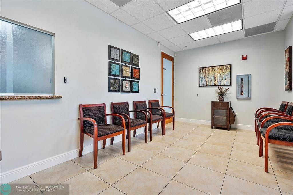 Miami Lakes, FL 33014,5803 NW 151st St  #107