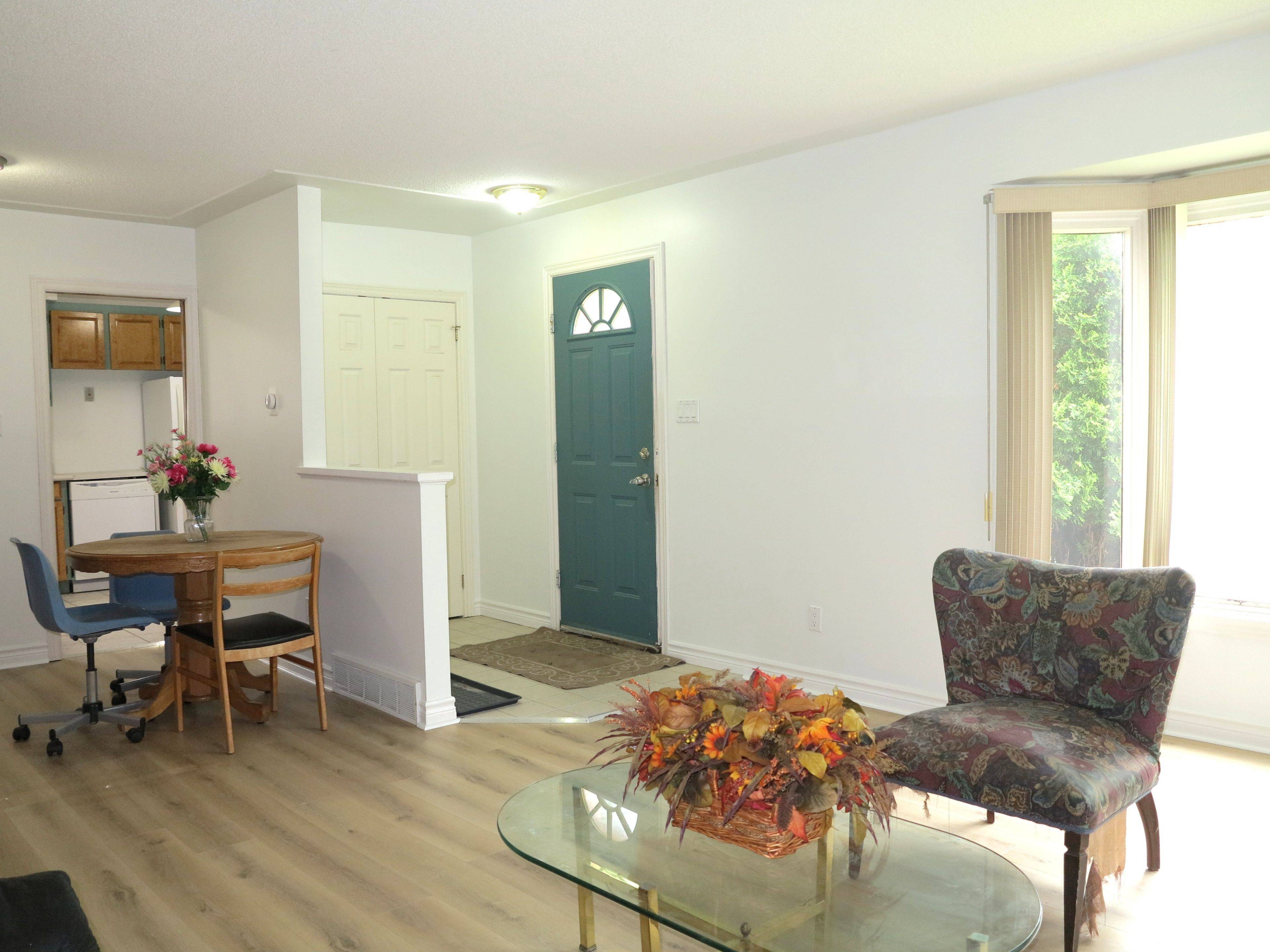 London North, ON N6G 1K8,452 Castlegrove BLVD