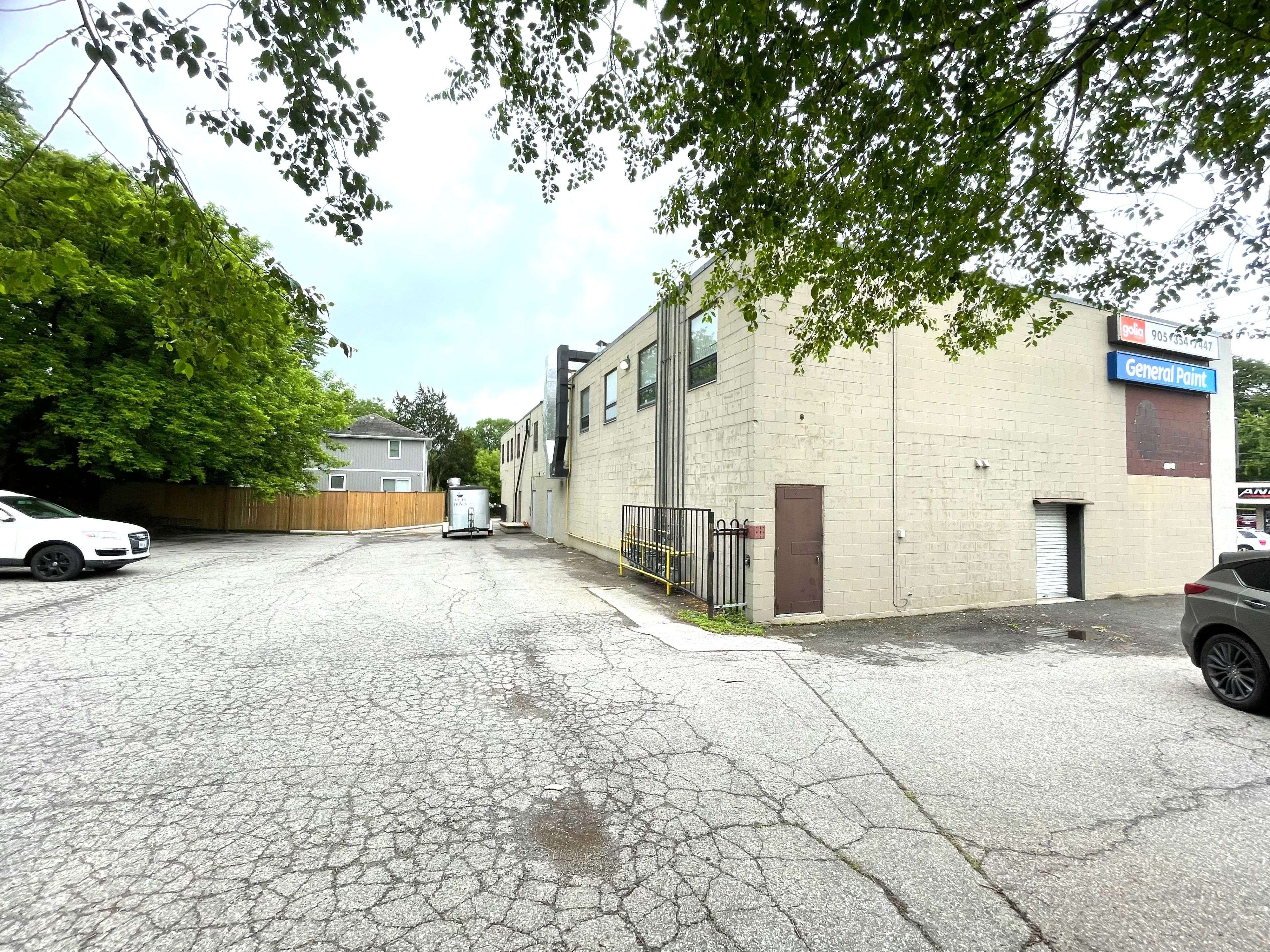 Niagara Falls, ON L2G 4P1,6710 Drummond RD #5