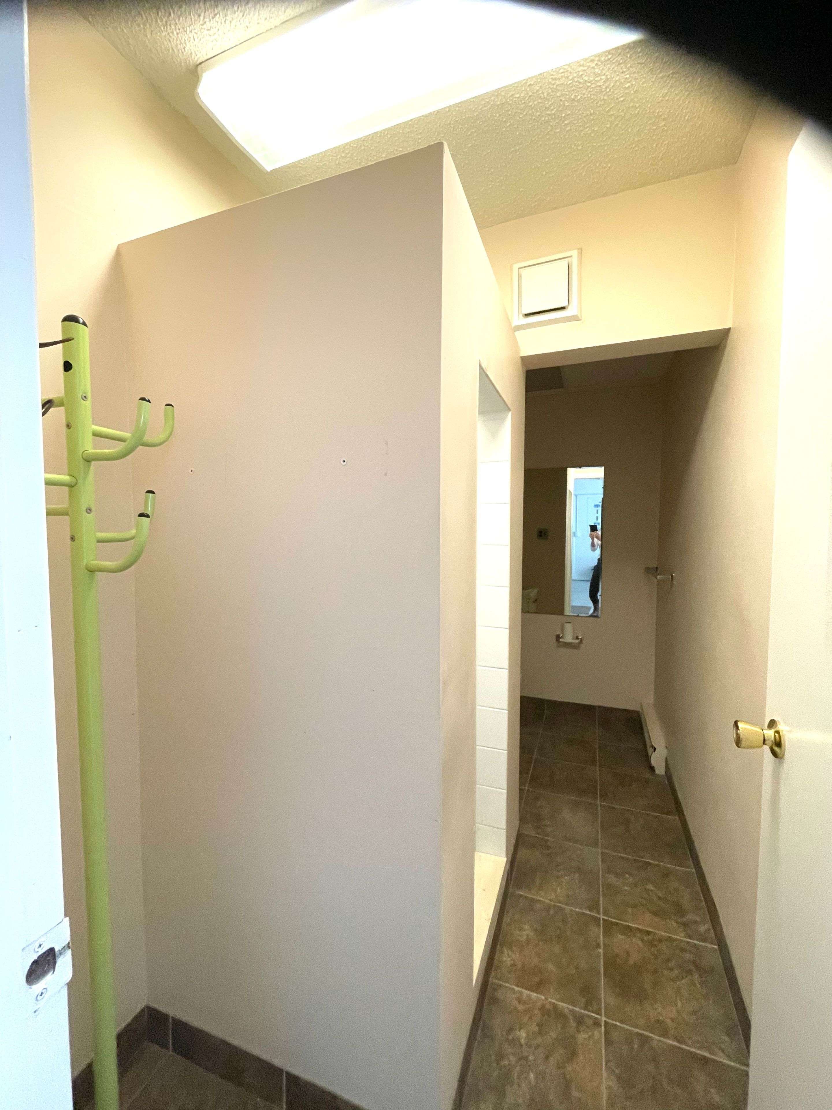 Niagara Falls, ON L2G 4P1,6710 Drummond RD #5