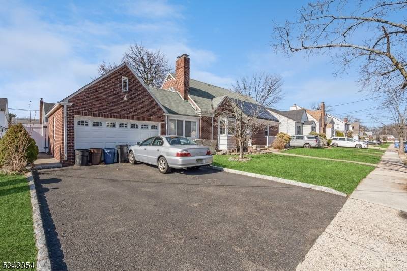 Linden City, NJ 07036,46 Palisade Rd