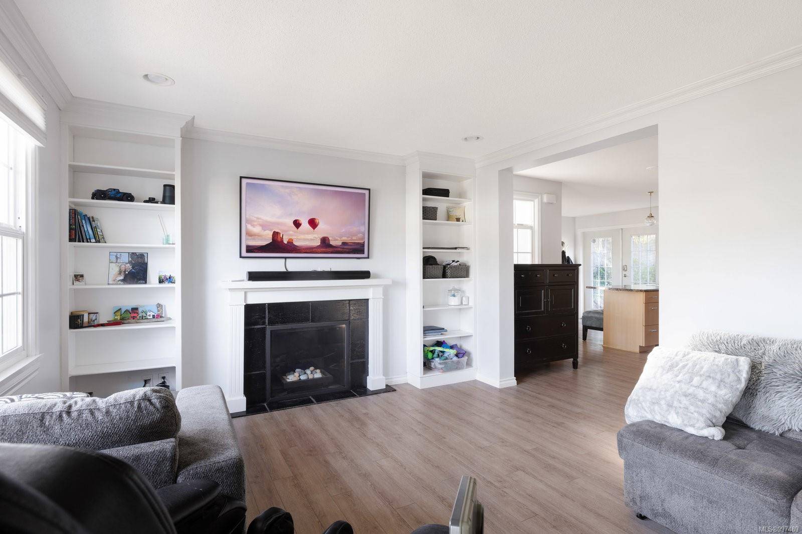 Esquimalt, BC V9A 4S8,1227 Lockley Rd