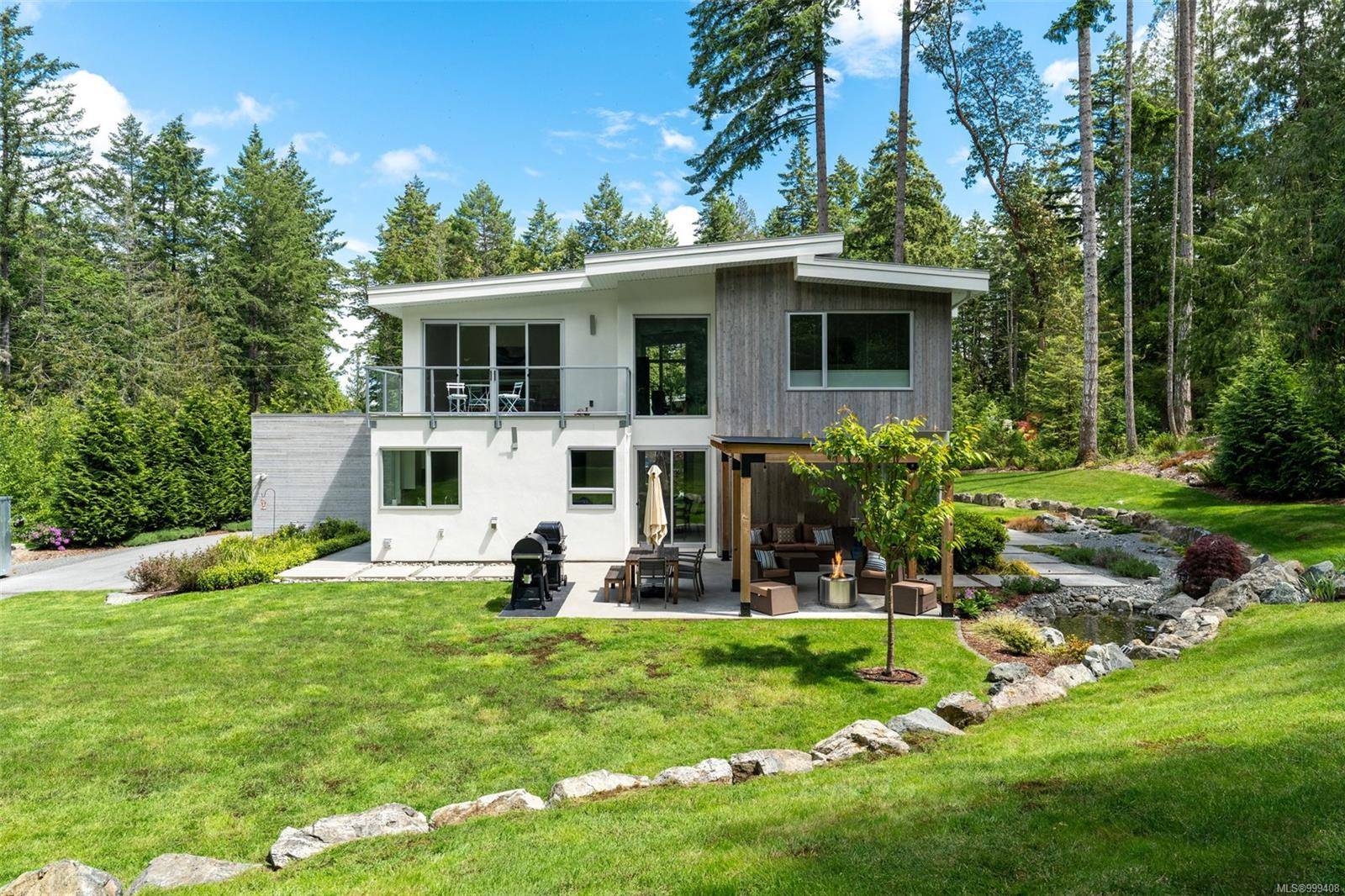North Saanich, BC V8L 5S3,1525 Eagle Way