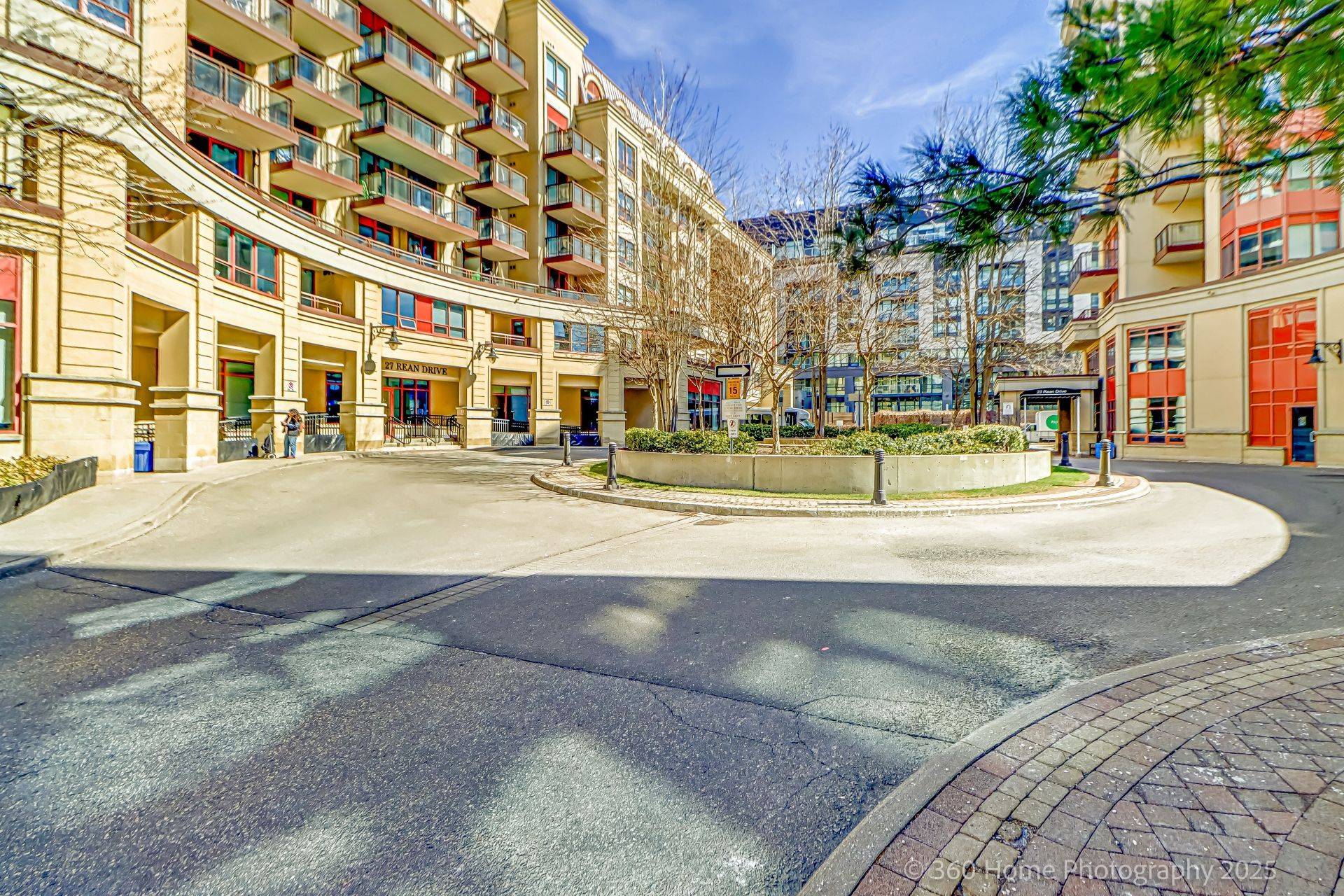 Toronto C15, ON M2K 0A6,27 Rean DR #501